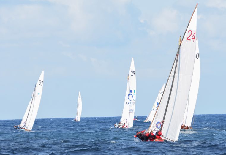 Siete botes sobreviven a la segunda jornada del Trofeo Eliminatorio Fundación La Caja de Canarias