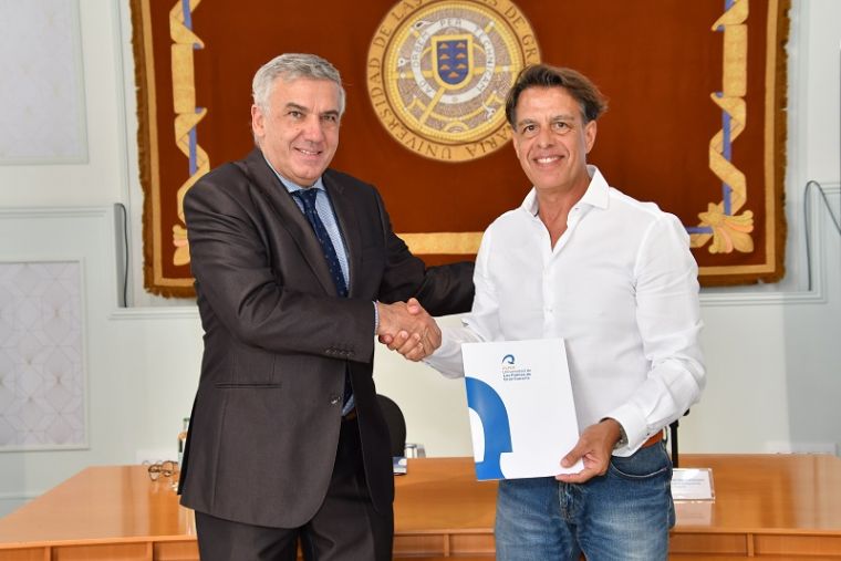La ULPGC y la Federación de Vela Latina Canaria colaborarán tras la firma de un convenio